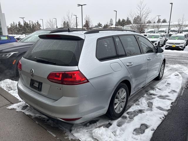 used 2016 Volkswagen Golf SportWagen car