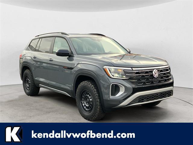 new 2025 Volkswagen Atlas car, priced at $51,389