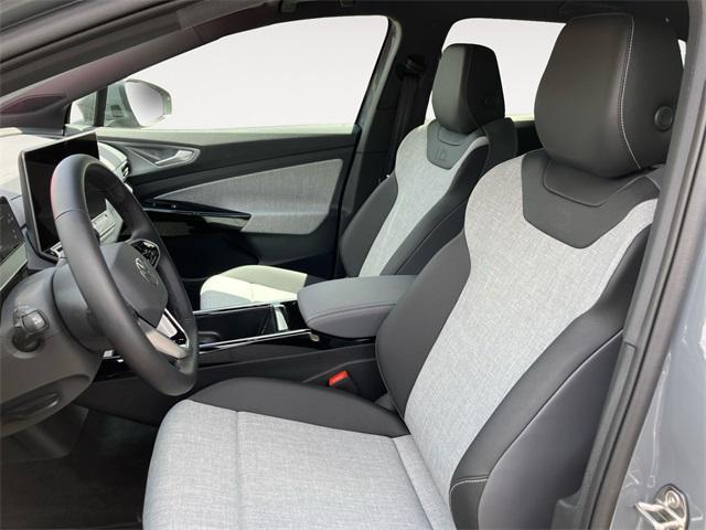 new 2025 Volkswagen ID.4 car, priced at $39,076