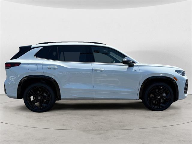 new 2025 Volkswagen Tiguan car, priced at $38,241