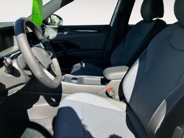new 2025 Volkswagen Tiguan car, priced at $38,991