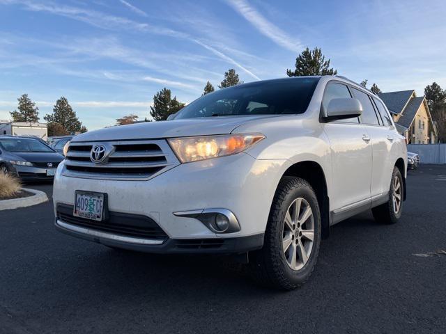 used 2011 Toyota Highlander car, priced at $13,987