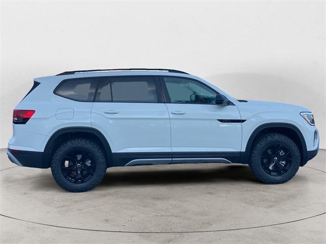 new 2025 Volkswagen Atlas car, priced at $49,434
