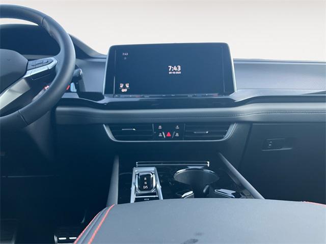 new 2025 Volkswagen Atlas car, priced at $49,434