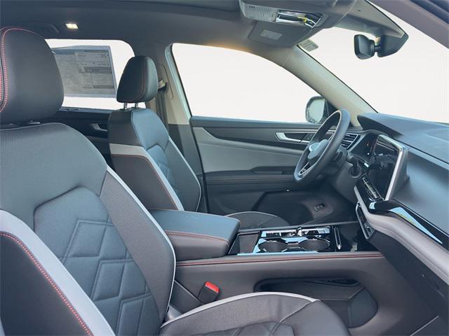 new 2025 Volkswagen Atlas car, priced at $49,434