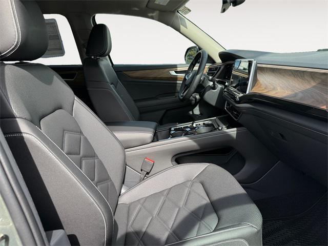 new 2025 Volkswagen Atlas car, priced at $46,605