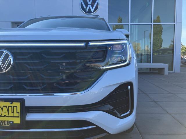 new 2024 Volkswagen Atlas Cross Sport car, priced at $49,700