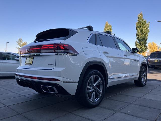 new 2024 Volkswagen Atlas Cross Sport car, priced at $49,700