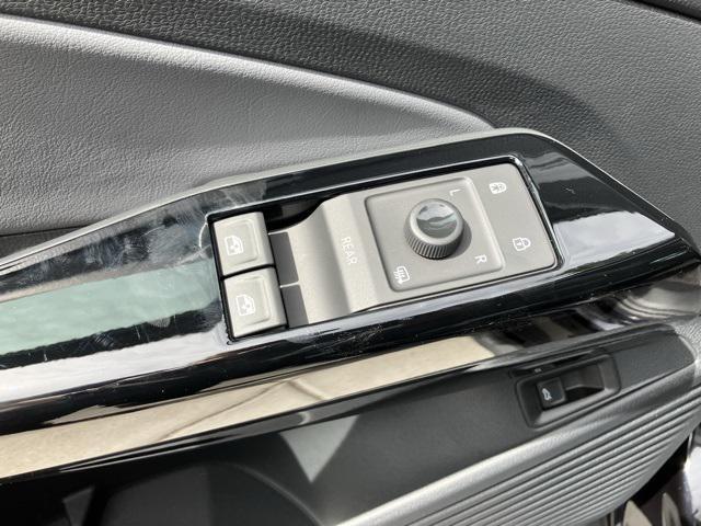 new 2025 Volkswagen ID.4 car, priced at $50,916