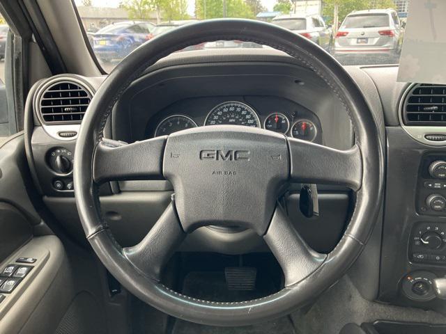 used 2004 GMC Envoy XUV car, priced at $7,987