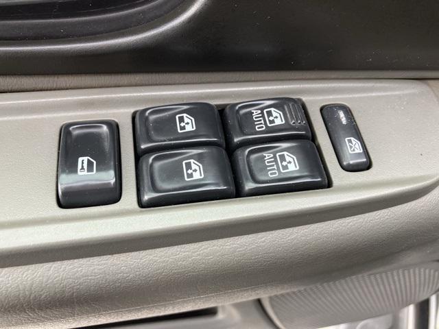 used 2004 GMC Envoy XUV car, priced at $7,987