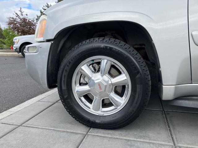 used 2004 GMC Envoy XUV car, priced at $7,987