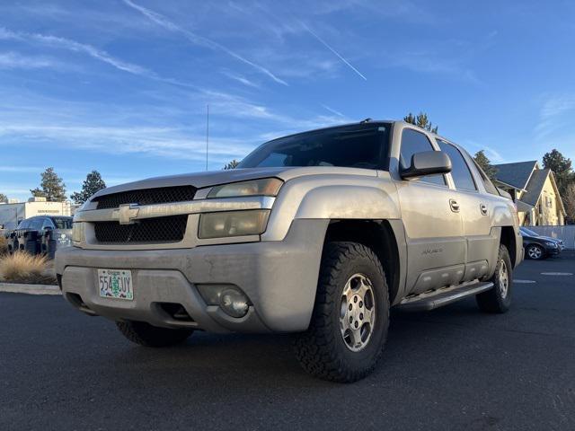 used 2004 Chevrolet Avalanche car, priced at $6,987