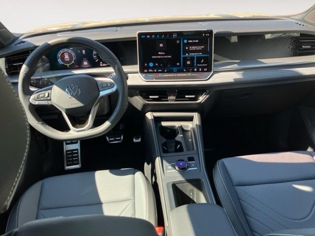 new 2025 Volkswagen Tiguan car, priced at $38,981