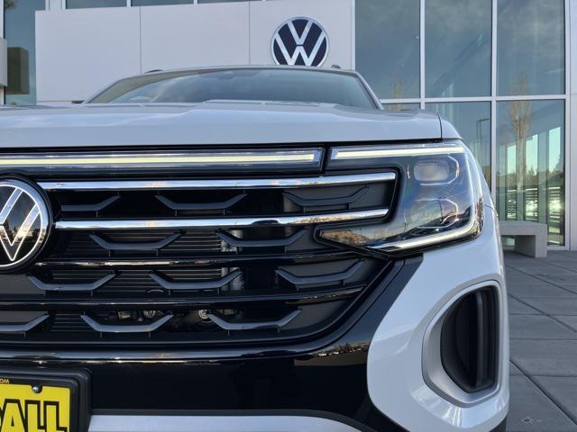 new 2025 Volkswagen Atlas car, priced at $47,306