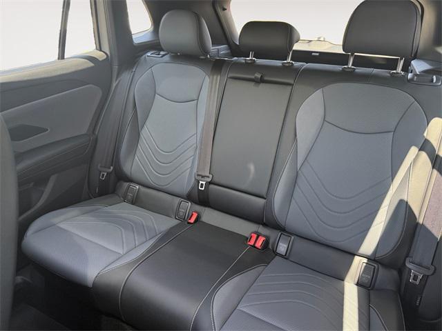 new 2025 Volkswagen Tiguan car, priced at $38,931