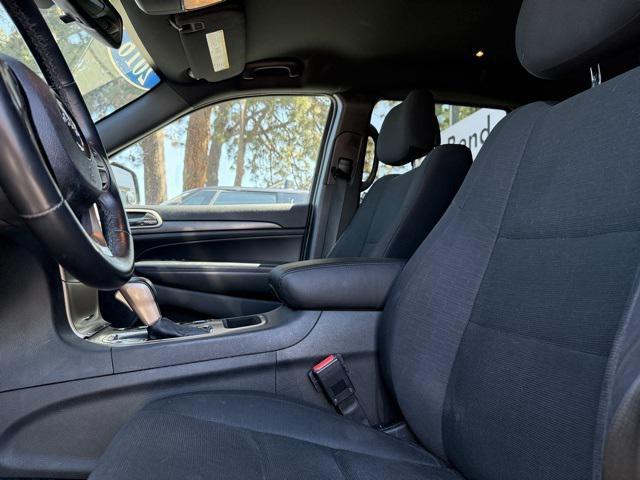 used 2016 Jeep Grand Cherokee car, priced at $13,987