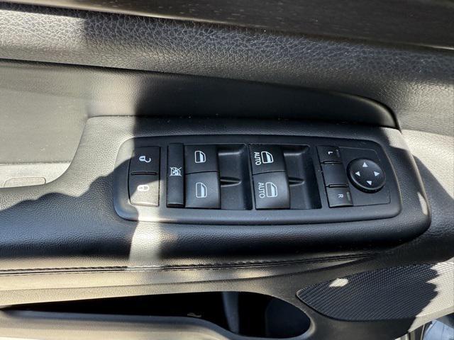 used 2016 Jeep Grand Cherokee car, priced at $13,987