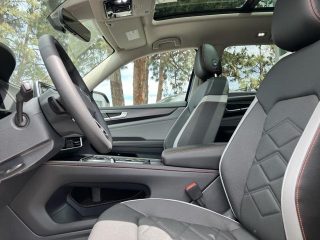 new 2025 Volkswagen Atlas car, priced at $46,901