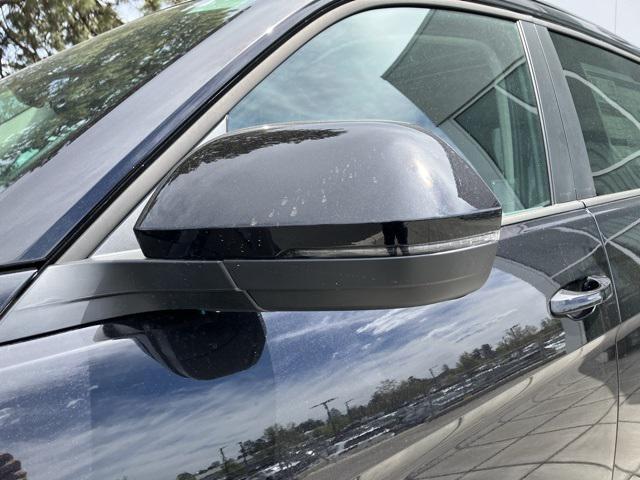 new 2025 Volkswagen Atlas car, priced at $46,901