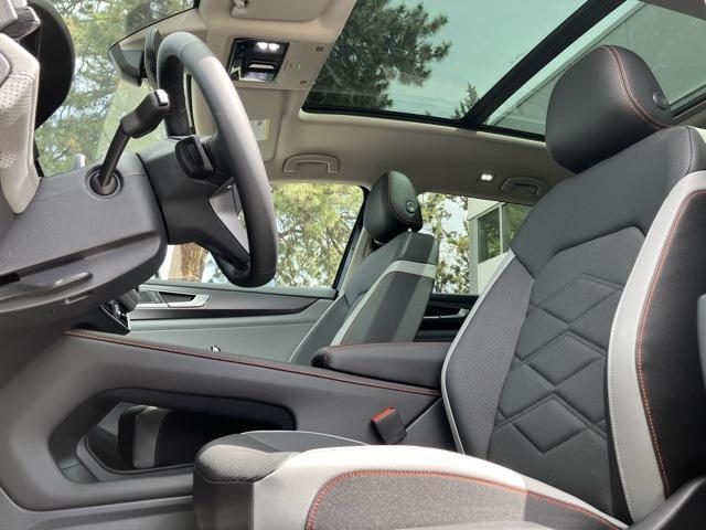 new 2025 Volkswagen Atlas car, priced at $46,901