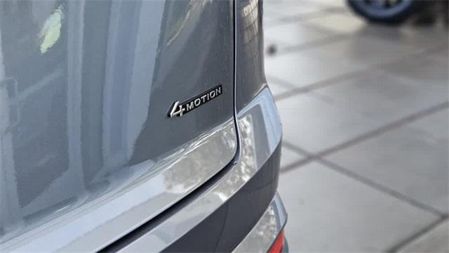 new 2024 Volkswagen Atlas Cross Sport car, priced at $37,052
