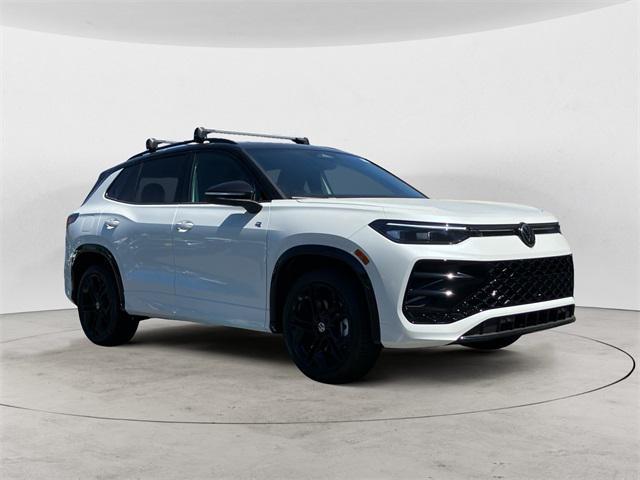 new 2025 Volkswagen Tiguan car, priced at $39,831