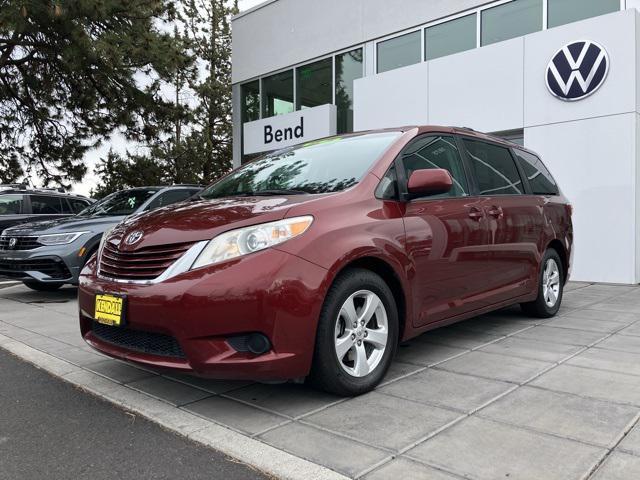 used 2017 Toyota Sienna car, priced at $13,487