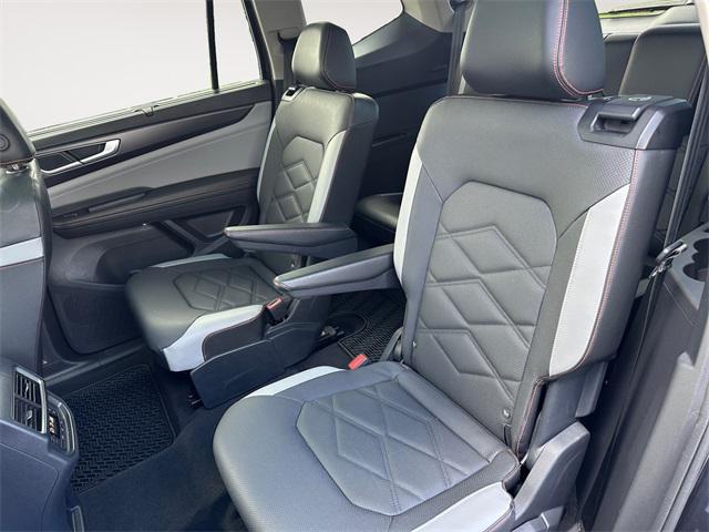 used 2024 Volkswagen Atlas car, priced at $44,487