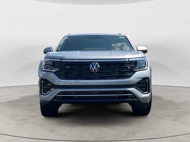 new 2025 Volkswagen Atlas Cross Sport car, priced at $52,246