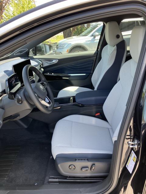 new 2025 Volkswagen ID.4 car, priced at $54,116