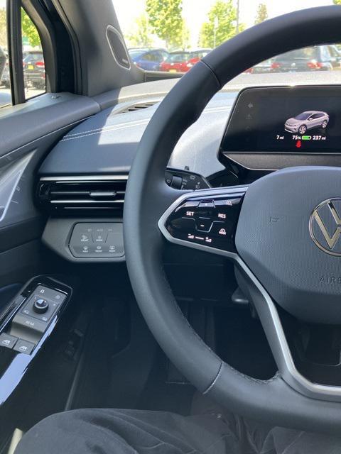 new 2025 Volkswagen ID.4 car, priced at $54,116