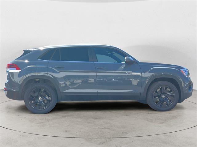 new 2025 Volkswagen Atlas Cross Sport car, priced at $42,176