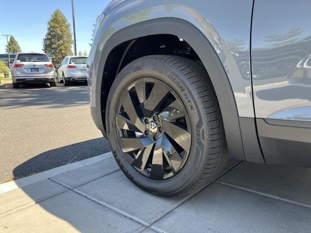 new 2025 Volkswagen Atlas Cross Sport car, priced at $46,926
