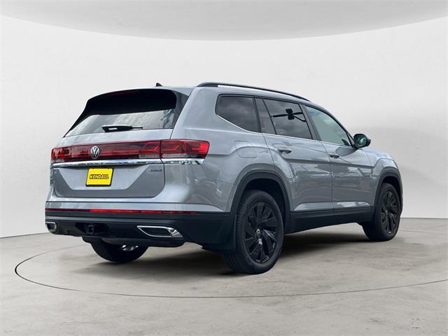 new 2025 Volkswagen Atlas car, priced at $44,142
