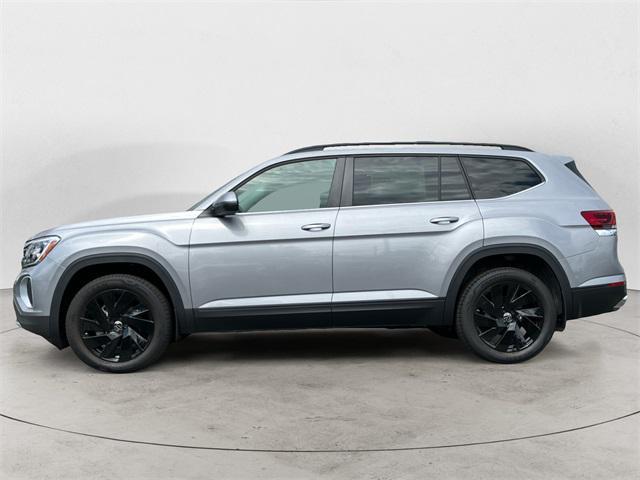 new 2025 Volkswagen Atlas car, priced at $44,142