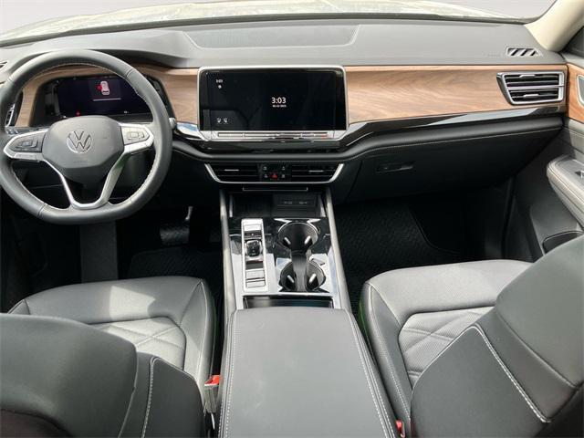 new 2025 Volkswagen Atlas car, priced at $44,142