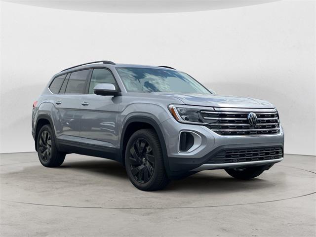 new 2025 Volkswagen Atlas car, priced at $44,142