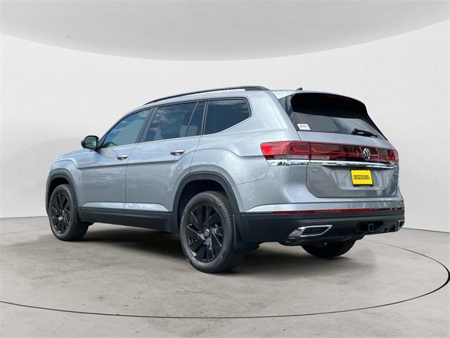 new 2025 Volkswagen Atlas car, priced at $44,142