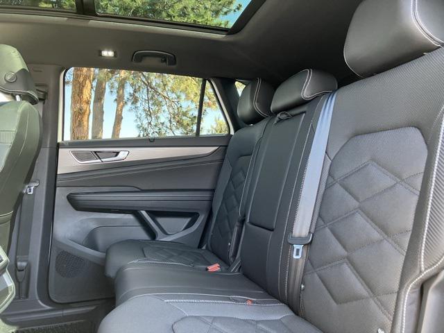 new 2025 Volkswagen Atlas Cross Sport car, priced at $46,151