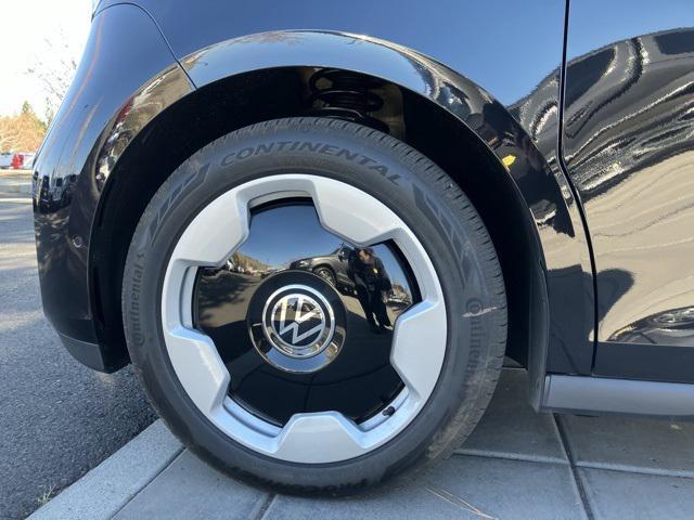 new 2025 Volkswagen ID. Buzz car, priced at $66,913
