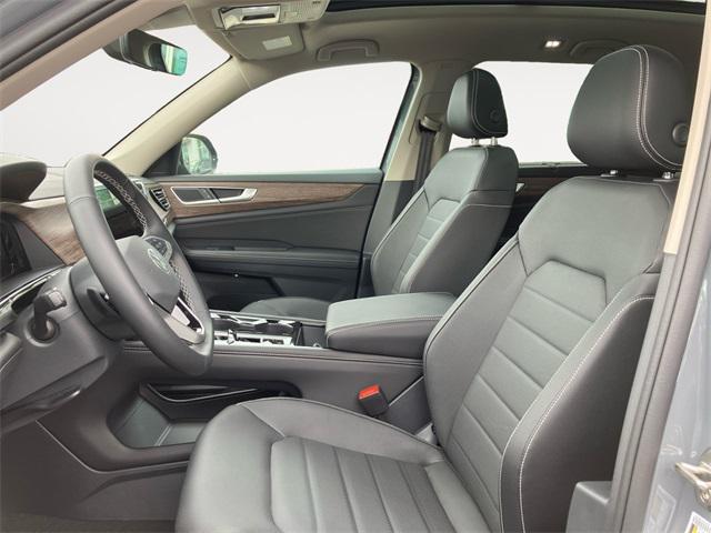 new 2025 Volkswagen Atlas car, priced at $47,629