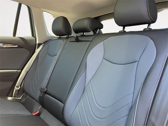 new 2025 Volkswagen Tiguan car, priced at $33,776