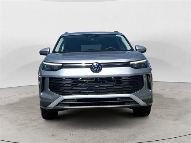 new 2025 Volkswagen Tiguan car, priced at $33,776