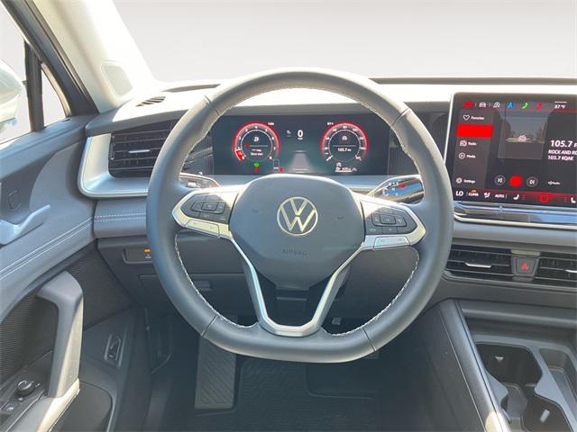 new 2025 Volkswagen Tiguan car, priced at $33,776