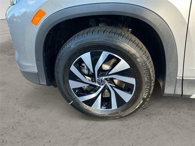 new 2025 Volkswagen Tiguan car, priced at $29,077
