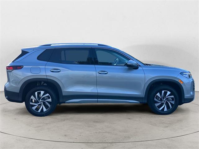 new 2025 Volkswagen Tiguan car, priced at $29,077