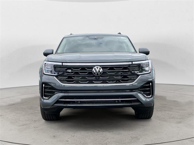 new 2025 Volkswagen Atlas car, priced at $52,689