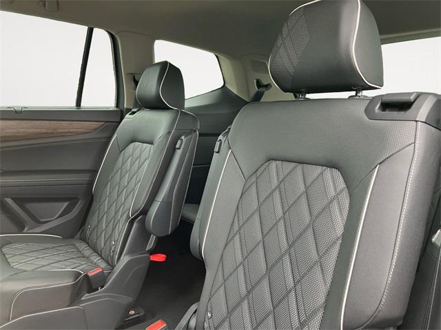 new 2025 Volkswagen Atlas car, priced at $52,689