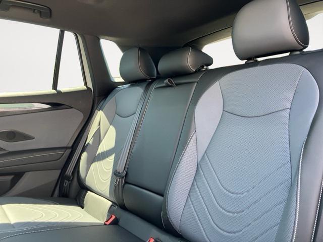 new 2025 Volkswagen Tiguan car, priced at $38,491